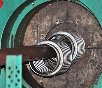 非金屬<a href=http://m.shiyoutg.com target=_blank class=infotextkey>補(bǔ)償器</a>多位移