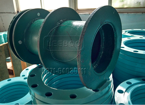 柔性套管式<a href=http://m.shiyoutg.com target=_blank class=infotextkey>伸縮器</a>的管道作用